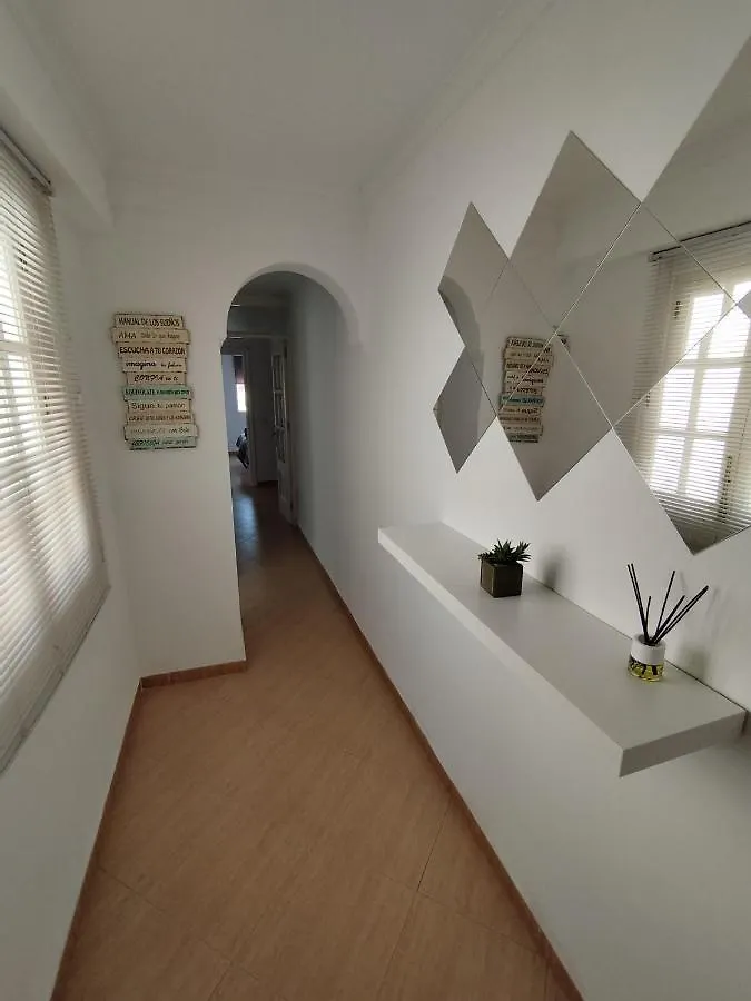 Piso Amplio Y Comodo. Apartamento Málaga Espanha